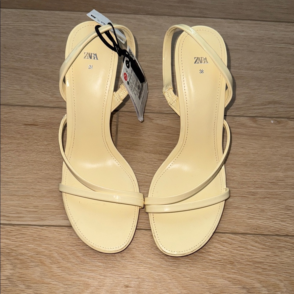 Zara Women's Yellow Strappy Heels
